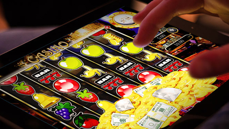   На портале casino-recommend.ru завсегдатаи игорных заведений и начинающие игроки могут получить массу важной информации. Casino-nadengy