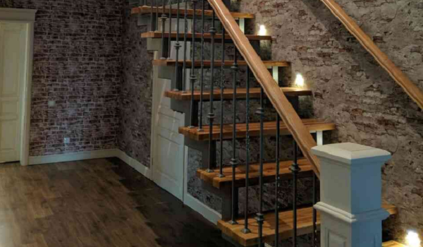  Качественная деревянная лестница для собственного дома: прекрасное сочетание долговечности и красоты Cl723