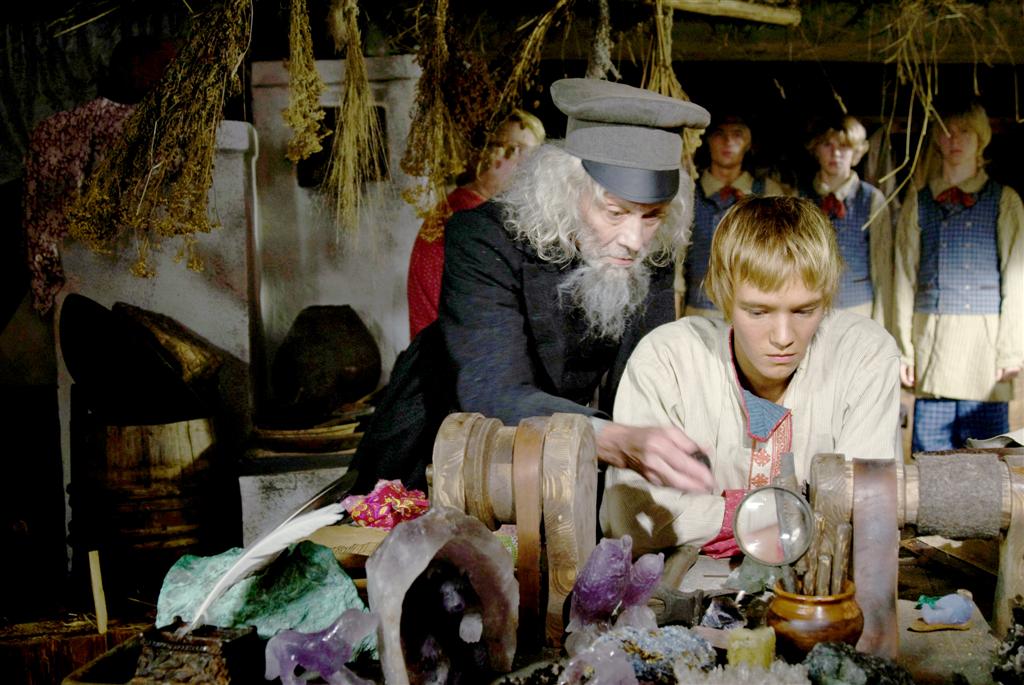 Скачать бесплатно: Книга мастеров (2009) TS.